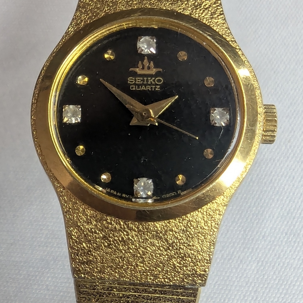 Seiko Gold and Black Quartz Watch